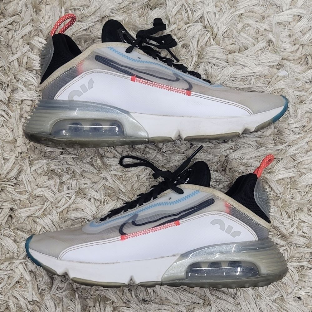 Nike Air Max 2090 White Pure Platinum Bright - Men sz 9